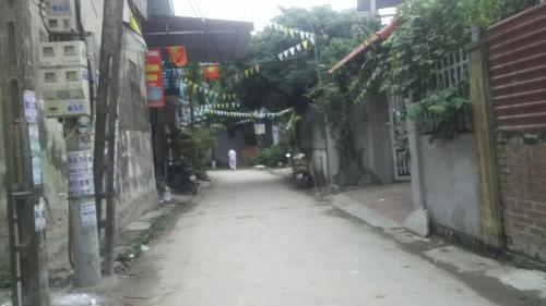 Bán đất Chỉ Đạo 67m giá 400tr, vị trí cực đẹp: lh 0835459289