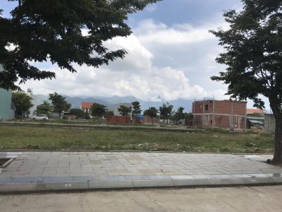 Cho thuê đất 250m2 Golden Hill vị trí trung tâm - Làm kho, nhà xưởng, cafe....