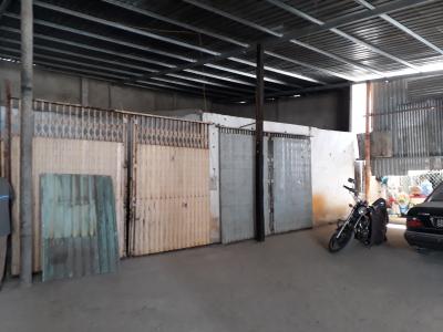 Cho thuê nhà kho Dt 310m đường Nguyễn Văn Linh, Quận 7.