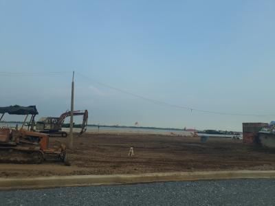 Cho thuê bãi rộng 5000m có mặt tiền bờ sông 50m tại đường Gò Ô Môi, Quận 7