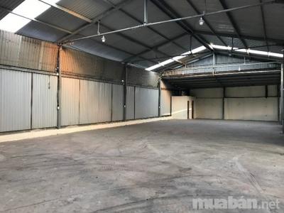 Kho cho thuê trực tiếp chính chủ DT 250m2 đường Trần Xuân Soạn, Quận 7.