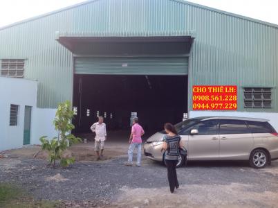 CHO THUÊ NHÀ XƯỞNG LÊ VĂN KHƯƠNG - QUẬN 12. DT: 1100M2 GIÁ 45TR/THÁNG. LH: 0908.561.228